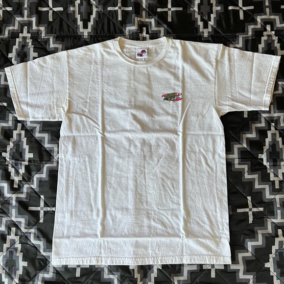 Vintage Santa Cruz shirt - Picture 3 of 6